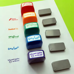 5-Piece Motivational Teacher Stamp Set – Colorful Self-Inking Stamps with Phrases like "Very Good!", "Love", and "Thank You" for School Grading, Homework, and Crafting