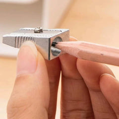 Deli Metal Single Hole Sharpener 39761