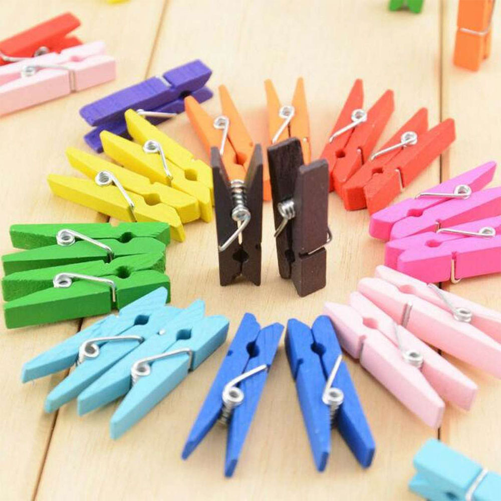 Pack Of 50Pcs Multicolour Wooden Pegs – Karachi Stationers